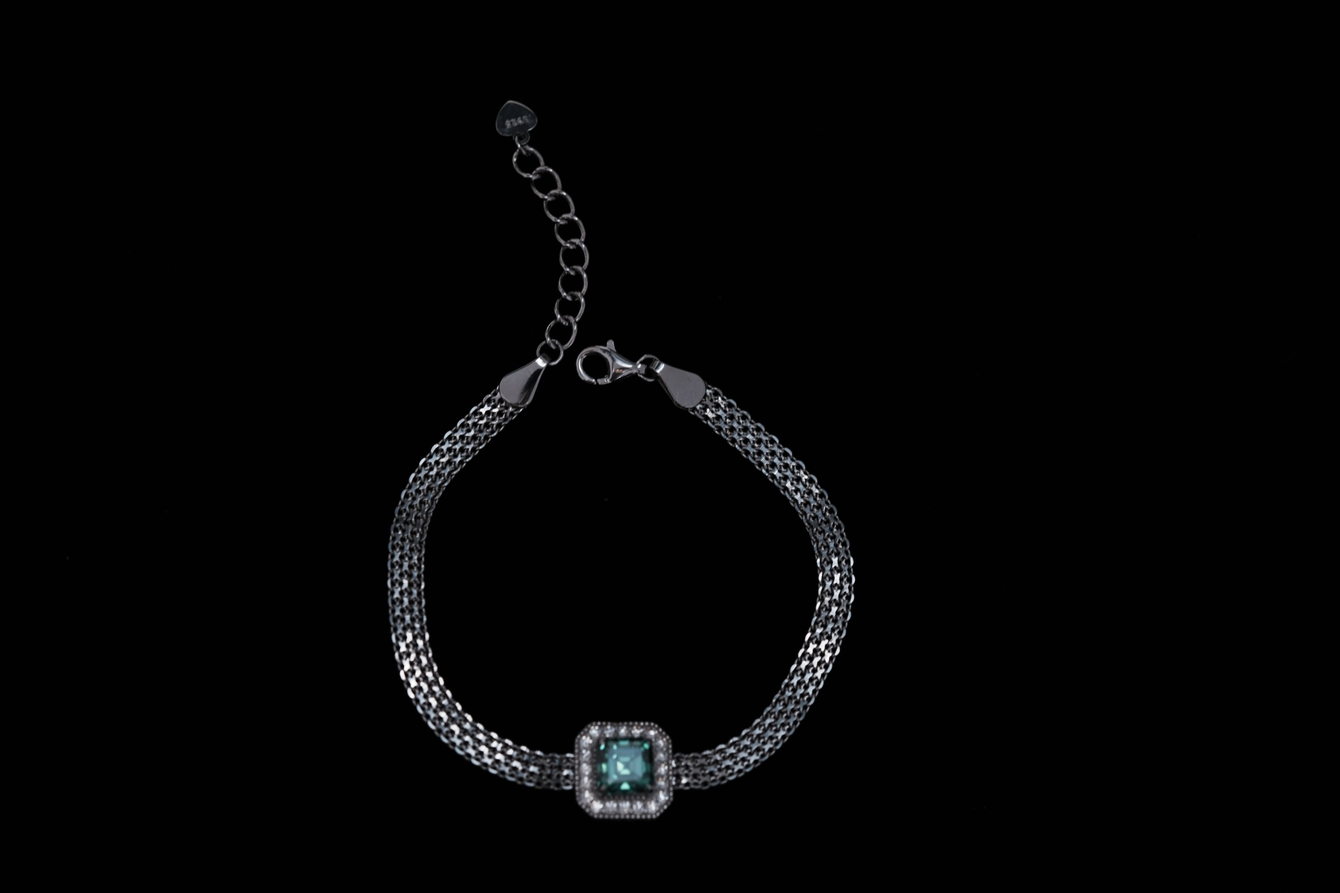 Monment Muse|925 silver Cultivate emeralds for jewelry  white 18K gold Dinner bracelet